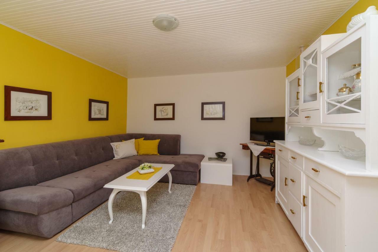 Barac Rural Holiday Home Grižane Exterior foto